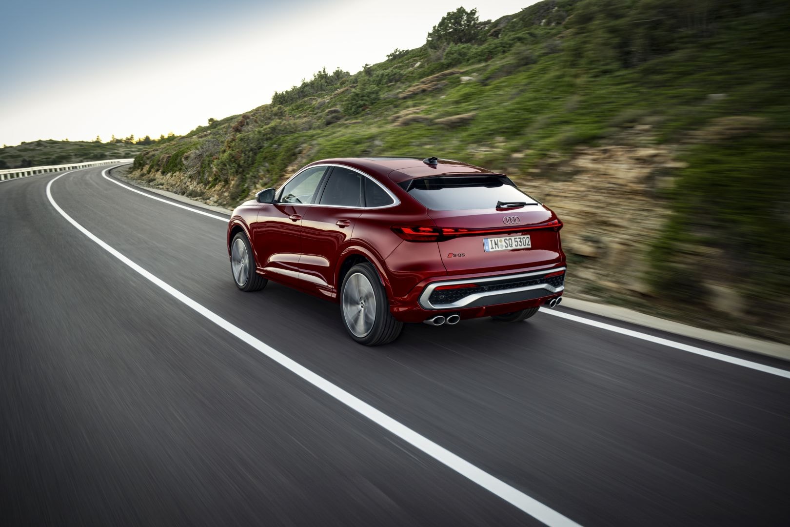 2025 Audi SQ5 Sportback - Image 2